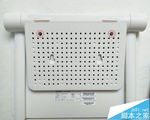 360路由器P1该怎么拆解? 360p1拆解图文教程