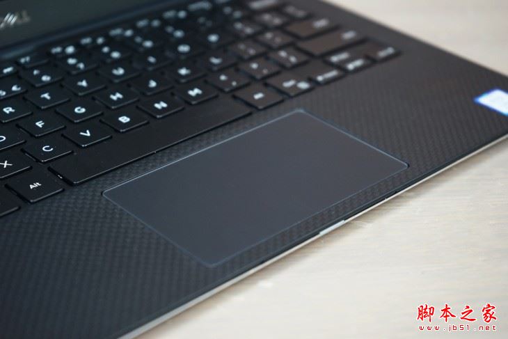 戴尔XPS 13怎么样？2017新一代戴尔XPS 13笔记本搭载八代酷睿处理器评测图解