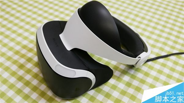 售价3699元 索尼PS VR国行精品套装抢先开箱直播视频