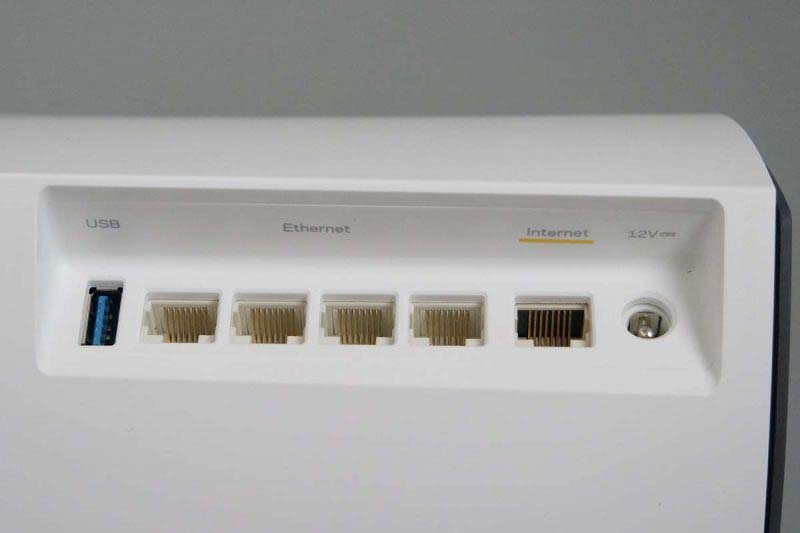 LINKSYS MX5300对比华硕AX6600路由器哪款更好?