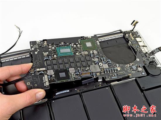 苹果新发布本本MacBook Pro Retina版本拆机详细过程（大量组图）