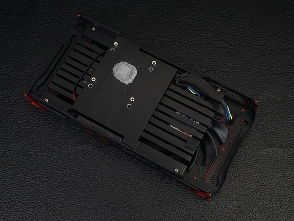AMD RX560值得买吗？AMD RX560显卡详细首发评测+拆解图