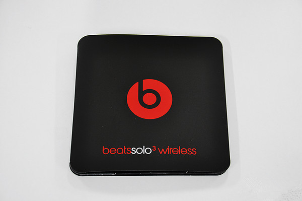 Beats Solo3 Wireless如何使用呢 Beats Solo3蓝牙耳机使用说明