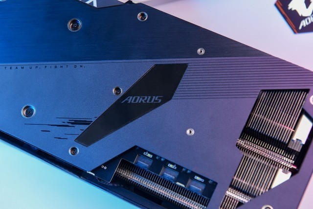 技嘉AORUS GeForce RTX 3080 XTREME 10G大雕怎么样