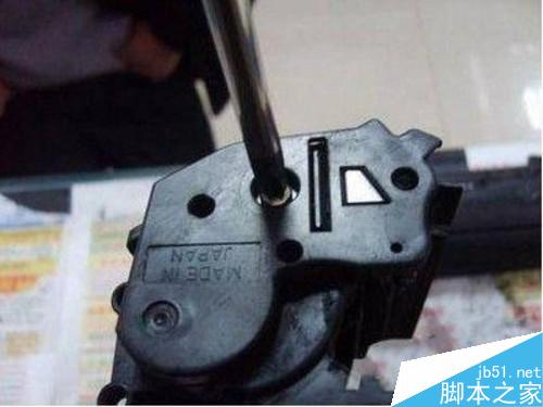 佳能2900打印机硒鼓加粉图解教程