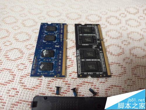 宏碁ACER4752G怎么拆机更换内存条?