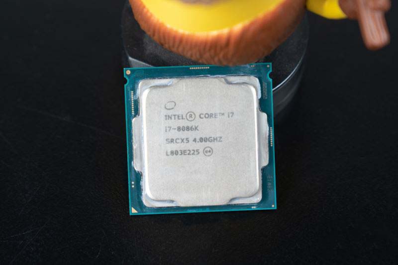 AMD锐龙7 2700X和Intel Core i7-8086K哪款值得买 两款CPU对比评测