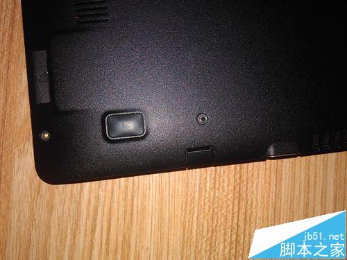 华硕笔记本怎么拆机清灰并涂抹硅胶?