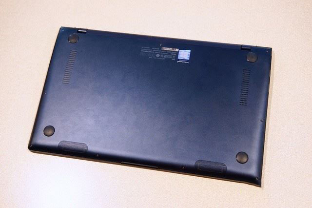 华硕灵耀Deluxe14内部做工怎么样 华硕灵耀Deluxe14拆解简评