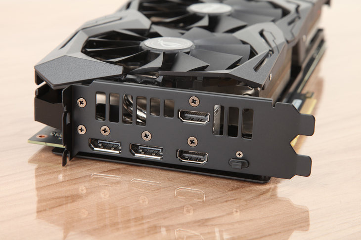 极致奢华 ROG STRIX RTX 2070 O8G GAMING显卡详细图文评测