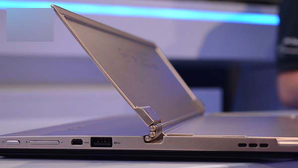 Win10平板之争：联想MIIX 700与微软Surface Pro 3哪个好？联想MIIX 700与微软Surface