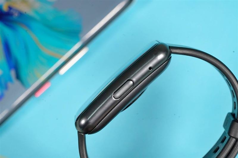 华为WATCH FIT值得入手吗 华为首款方形轻智能运动手表WATCH FIT详细评测