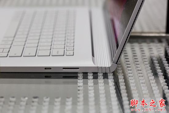 叫板MacBook Pro 微软推出15英寸Surface Book 2