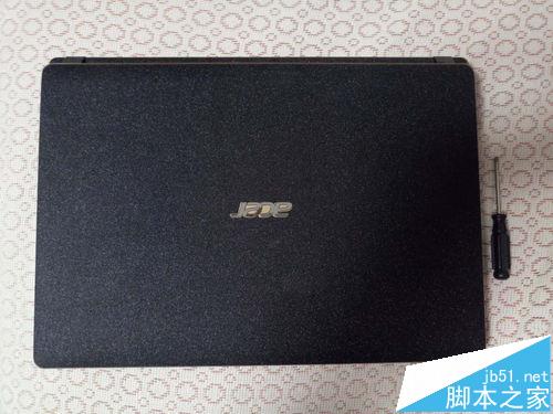 宏碁ACER4752G怎么拆机更换内存条?