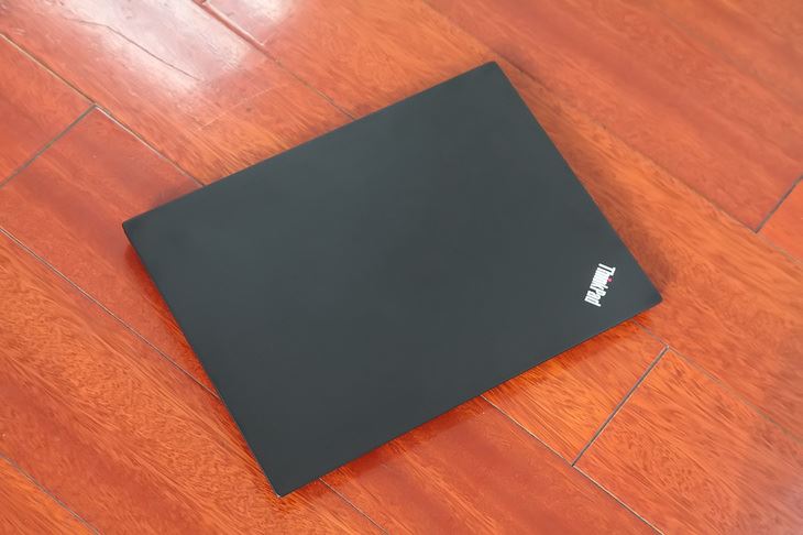 ThinkPad E480值得买吗？ThinkPad E480商务本详细图解评测