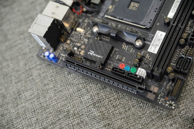 锐龙3 2200G性能怎么样 AMD Ryzen 3 2200G处理器全面详细评测