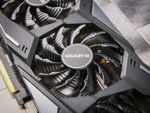 技嘉RTX2060SUPER显卡怎么样 技嘉RTX2060SUPER显卡图解评测