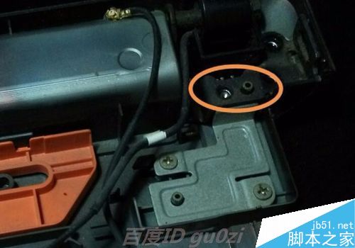 宏基aspire e1 471g笔记本屏幕拆解过程图解