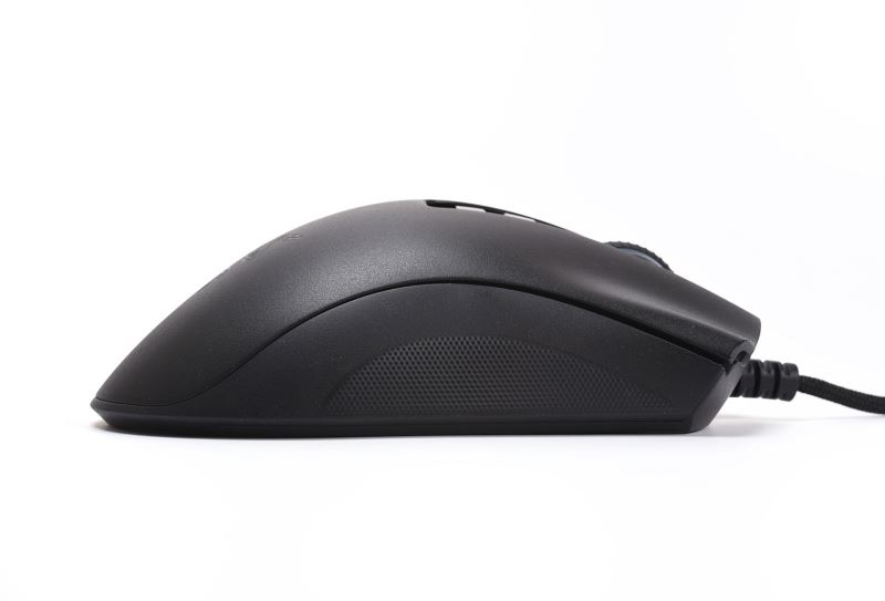 炼狱蝰蛇鼠标怎么样 Razer炼狱蝰蛇V2游戏鼠标详细图文评测