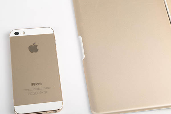 又见土豪金 iPad土豪金版蓝牙键盘谍照曝光