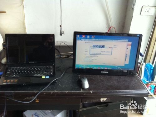 win7统笔记本双显示器共用一个画面的教程