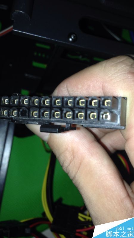 主板电源线怎么接?电脑主板分布的电源线接法介绍