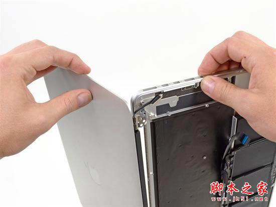苹果新发布本本MacBook Pro Retina版本拆机详细过程（大量组图）