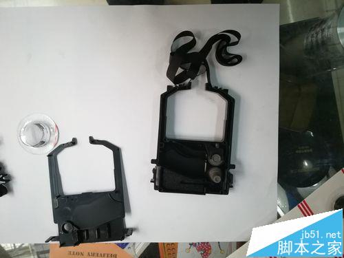 富士通DPK8300E针式打印机怎么换色带?