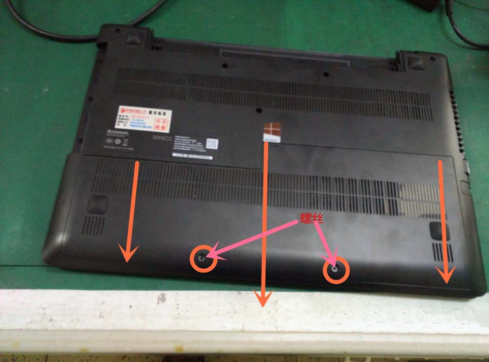 联想ideapad310笔记本怎么拆机更换电池?