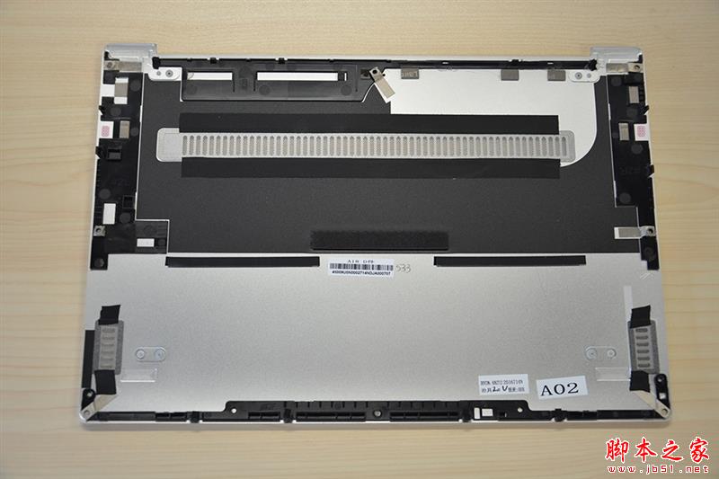小米笔记本Air做工如何？小米笔记本Air真机首发拆解图解