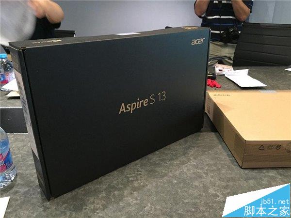 宏碁蜂鸟s13笔记本怎么样? 宏碁蜂鸟s13开箱图赏