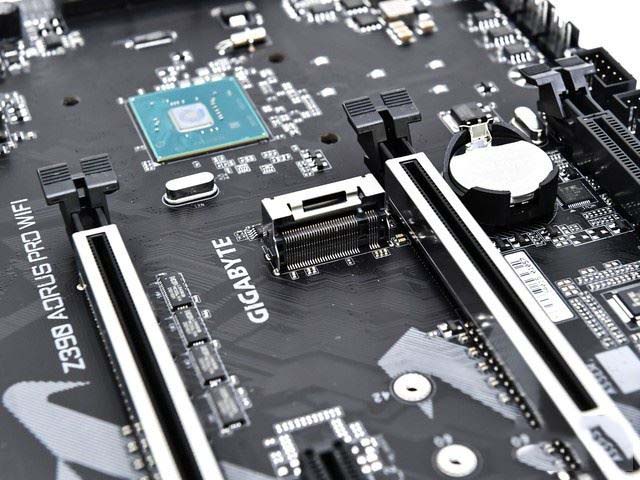 技嘉Z390主板怎么样 技嘉Z390 AORUS PRO WIFI图解评测
