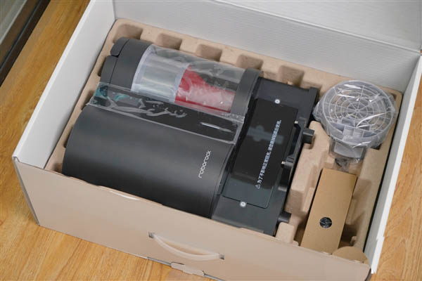 石头扫拖机器人T7S Plus性能如何? 石头T7S Plus扫拖机器人开箱测评