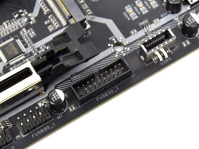 七彩虹CVN X570 GAMING PRO怎么样 七彩虹显卡图解评测