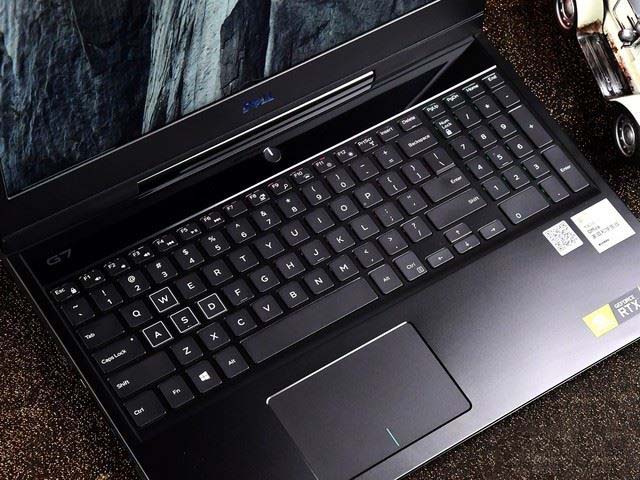 戴尔G7游戏本值得买吗 英特尔i7-8750H+英伟达RTX 2060加持戴尔小外星人图文评测