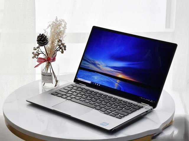 Latitude 7400二合一领航本值得买吗 Latitude 7400二合一领航本评测