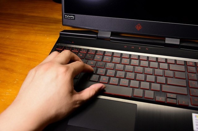 惠普暗影精灵4 Pro性能如何 惠普暗影精灵4 Pro RTX2060显卡游戏本图文评测