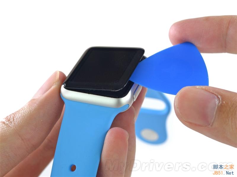 38毫米表盘的运动版apple watch详尽拆解：电池太失望了