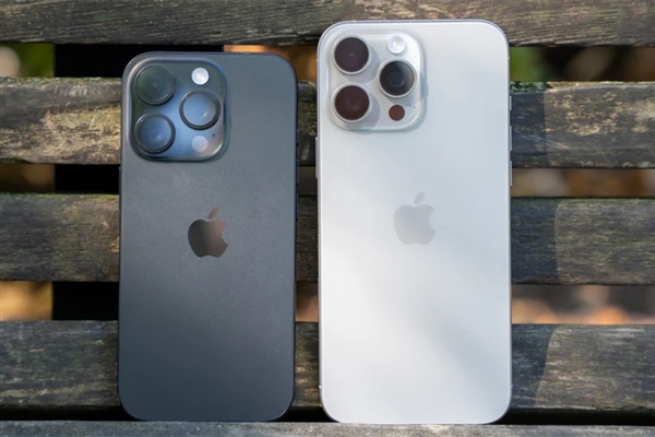 苹果停止对iOS 18.2的签名验证:降级无望了