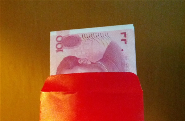 蚂蚁阿福冲上苹果App Store总榜第一！前四全是阿里、字节、腾讯AI应用