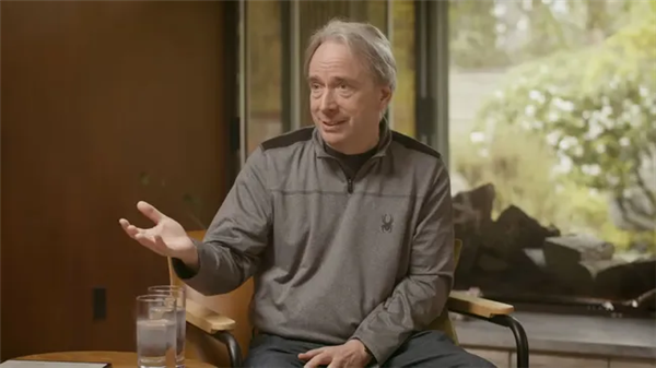 Linux 7.0发布 Linus谈配接班人:总有人不害怕超过十几的数字