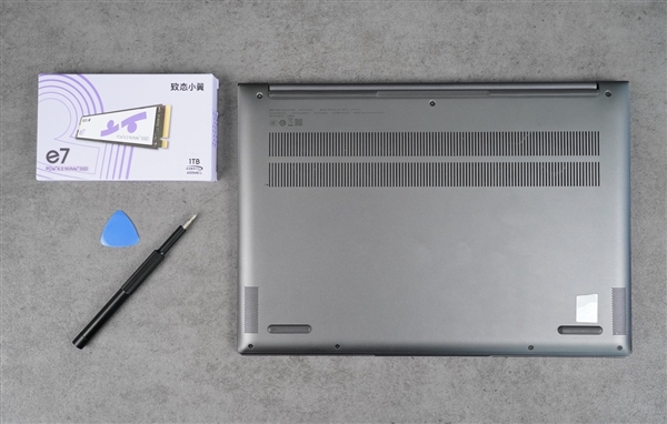 学生党必学:手把手教你更换笔记本固态硬盘