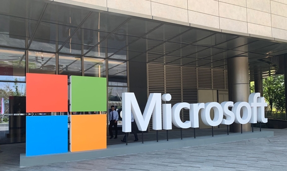 微软定价双标惹众怒！6万企业集体诉讼：索赔194亿元