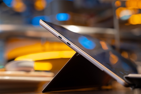 全新Surface Pro 13英寸上手体验：骁龙芯+Win11 移动办公神器