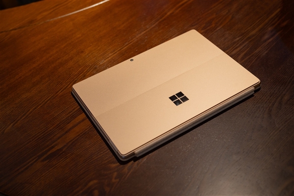 全新Surface Pro 13英寸上手体验：骁龙芯+Win11 移动办公神器