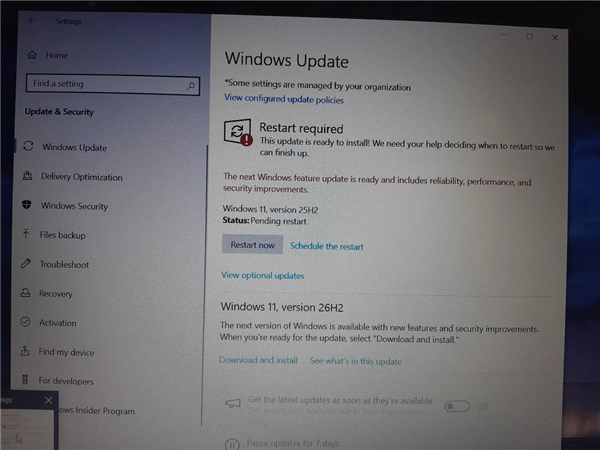 想留Win10太难了！电脑凌晨1点自动更新Win 11：用户称根本没点同意