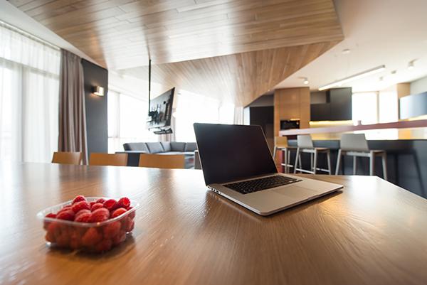 调查:消费者担心网络安全,认为智能家居产品过于昂贵