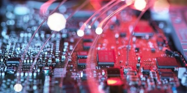 FireEye、美国财政部和商务部被APT 29攻击，18000名客户面临“窃听”威胁