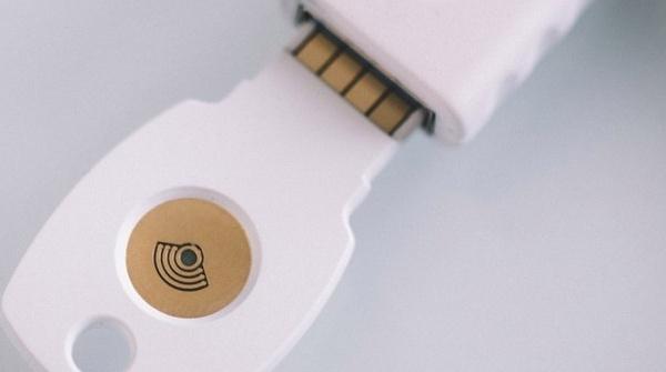 谷歌发布新款USB安全密钥使用NFC连接