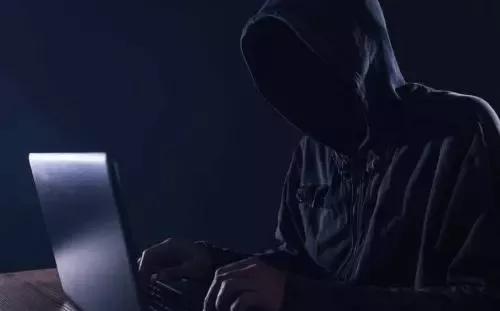 Google安全团队该不该披露疑似美国政府的黑客行动？
